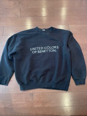 United Colors Of Benetton Black Crewneck Sweatshirt with White Logo